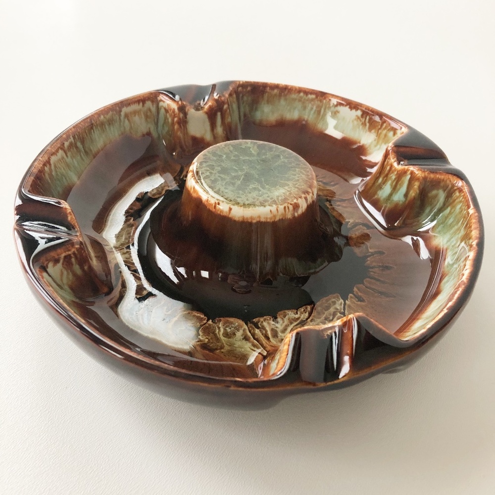 Vintage Retro Drip Glaze Ceramic Ashtray USA
